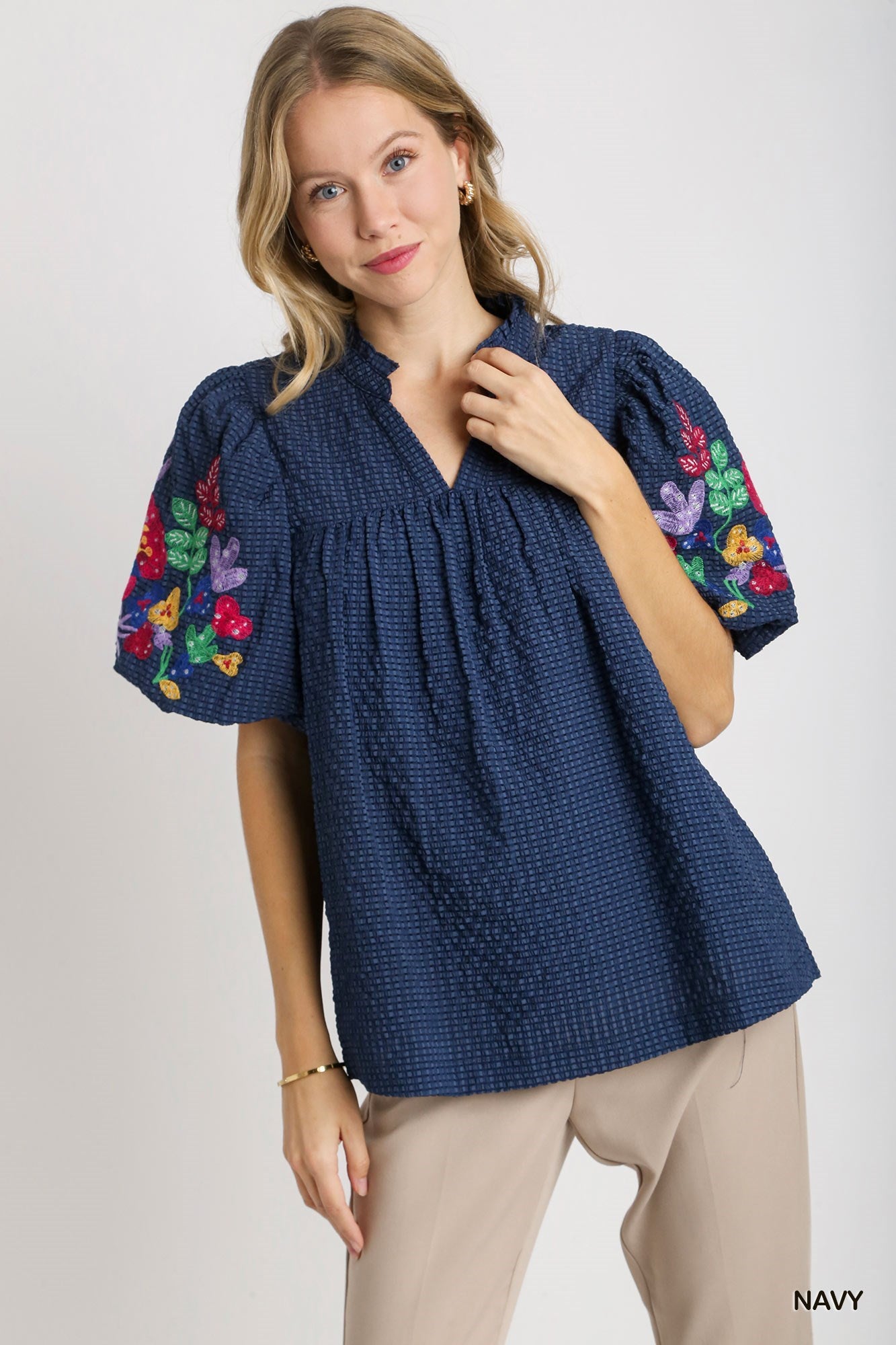 Bubble Sleeve Embroidered Blouse
