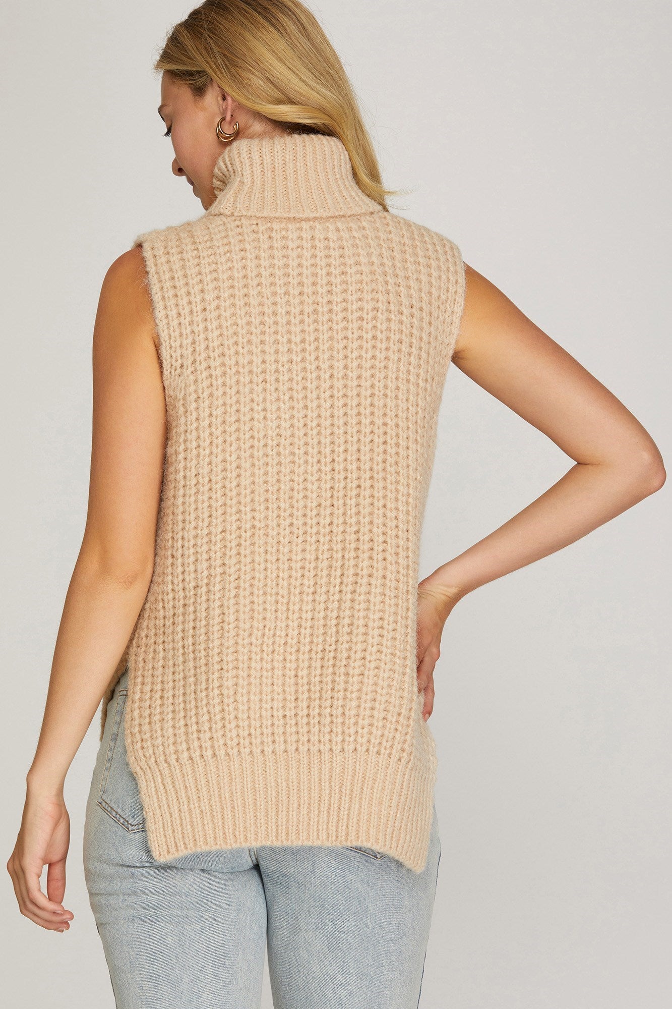 Chunky Knit Sweater Vest