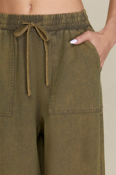 Mineral Wash Woven Pant