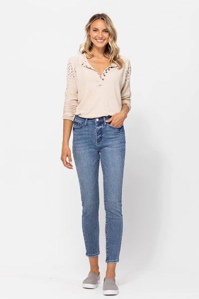 Judy Blue High Waist Classic Relaxed Fit Jeans