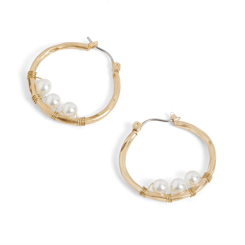 Gold Hoop Pearl Earring